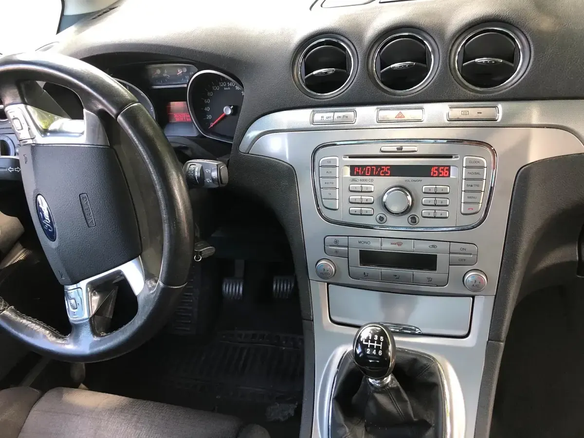 Gebraucht Ford S-MAX 140 PS (102 kW) 2008 Schwarz Van / Kleinbus