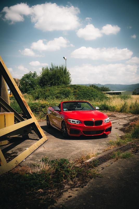 Rot Gebraucht 2019 BMW M240 M Sport Cabrio | 33.500 € (Fairer Preis) - Bild 1/4