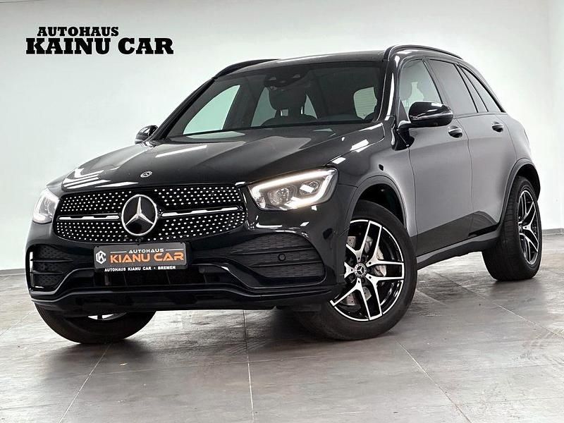 Schwarz Gebraucht 2022 Mercedes GLC400d AMG SUV | 29.990 € - Bild 1/4