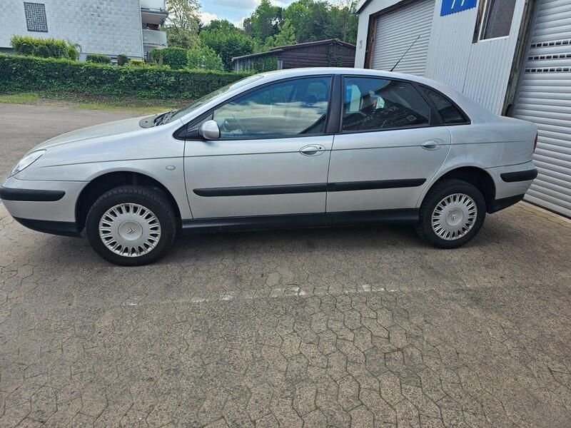 Silber Gebraucht 2002 Citroën C5 Limousine | 550 € - Bild 1/4
