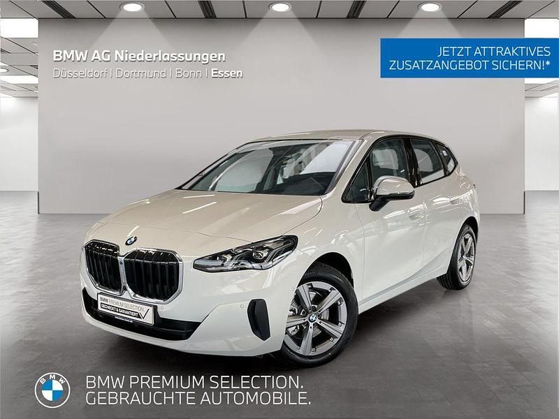 Gebraucht BMW 220 Active Tourer 156 PS (114 kW) 2025 Weiß Van / Kleinbus