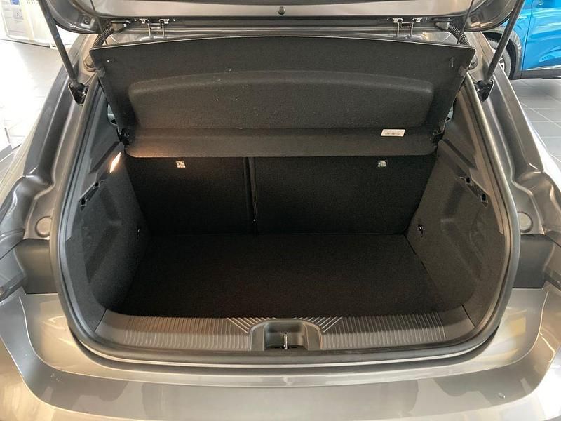 Gebraucht Renault Clio V Techno 158 PS (116 kW) 2026 Grau Limousine