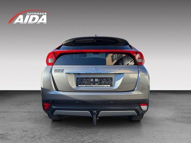 Gebraucht Mitsubishi Eclipse Intro Edition 163 PS (119 kW) 2018 Grau SUV
