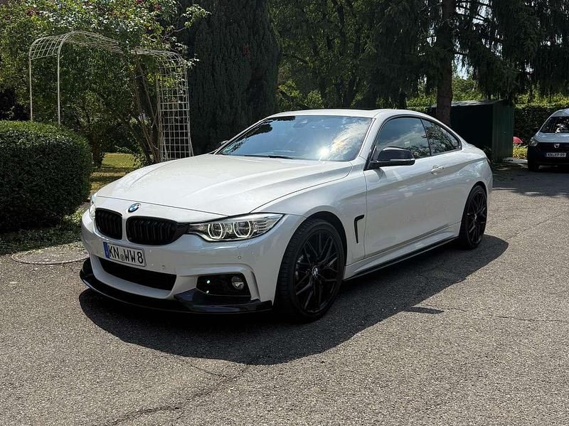 Weiß Gebraucht 2016 BMW 440 M Sport Coupé | 47.900 € - Bild 1/4