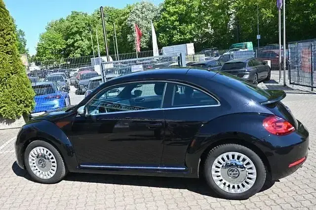 Gebraucht VW Beetle 160 PS (117 kW) 2014 Deep black perleffekt Kleinwagen
