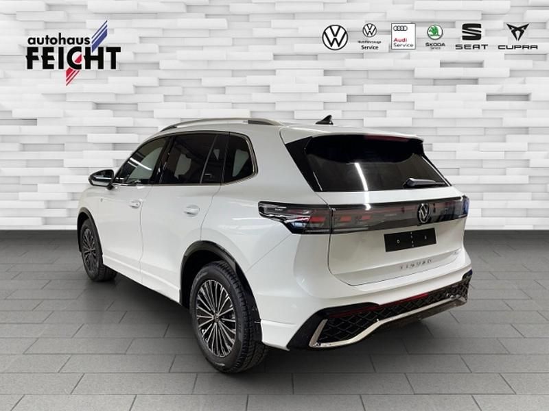 Gebraucht VW Tiguan R-line 150 PS (110 kW) 2024 SUV