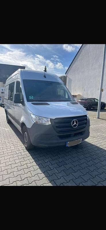 Gebraucht Mercedes Sprinter 163 PS (119 kW) 2021 Grau Van