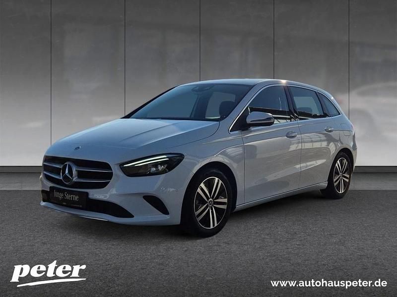 Digitalweiß Gebraucht 2022 Mercedes 200 Progressive Kombi | 23.470 € (Guter Preis) - Bild 1/4