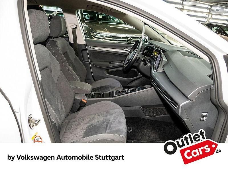 Gebraucht VW Golf VIII Style 204 PS (150 kW) 2021 Pure white Limousine