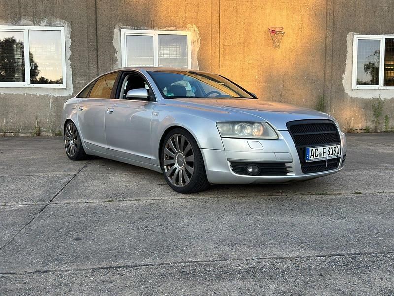 Second-hand Audi A6 177 CP (130 kW) 2004 Argintiu Berlinǎ