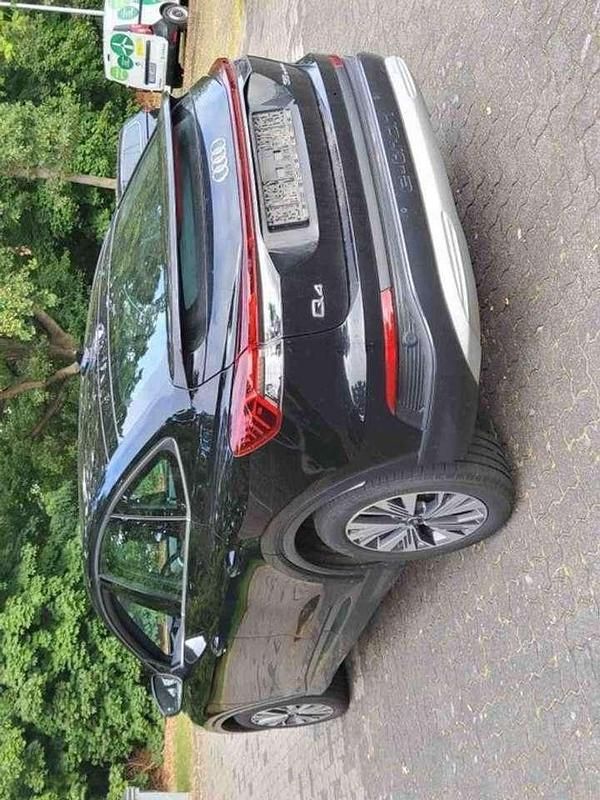 Gebraucht 2023 Audi Q4 Sportback e-tron Comfort SUV | 28.582 € (Fairer Preis) - Bild 1/4