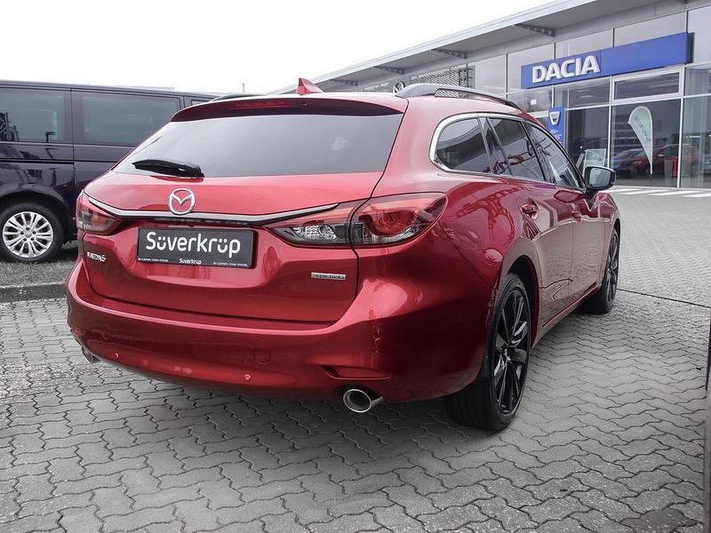 Gebraucht Mazda 6 194 PS (142 kW) 2023 Rot Kombi