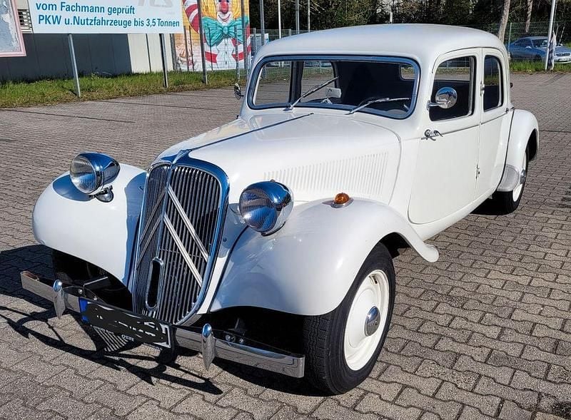 Gebraucht Citroën Traction Avant 56 PS (41 kW) 1955 Weiß Kombi