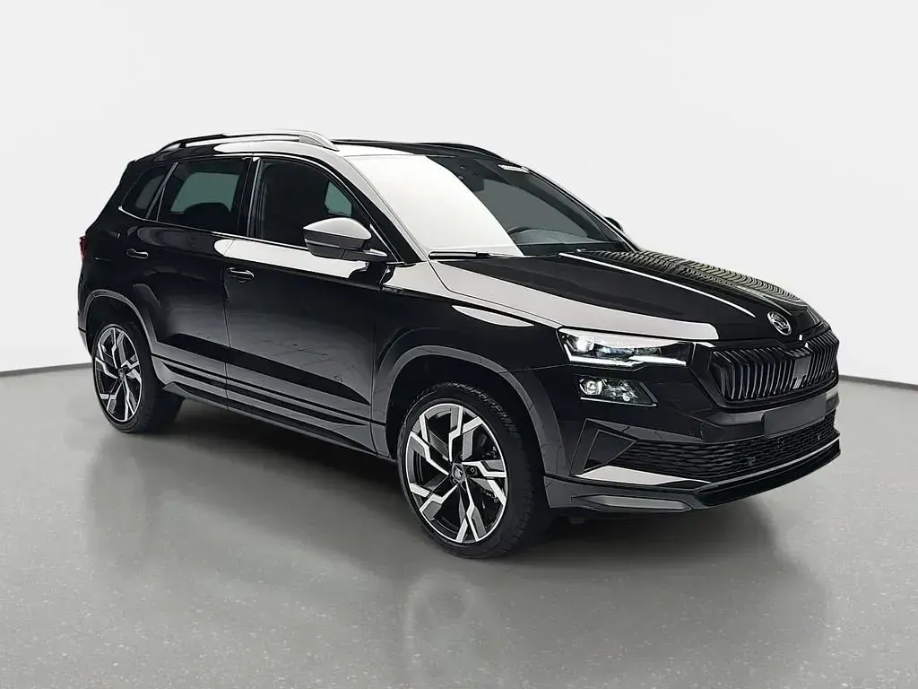 Neu Skoda Karoq SportLine 190 PS (139 kW) 2026 Grau SUV