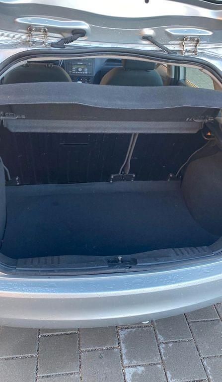 Gebraucht Ford Fiesta 101 PS (74 kW) 2006 Grau Kleinwagen