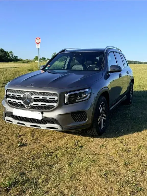 Gebraucht Mercedes GLB250 224 PS (164 kW) 2021 Grau SUV