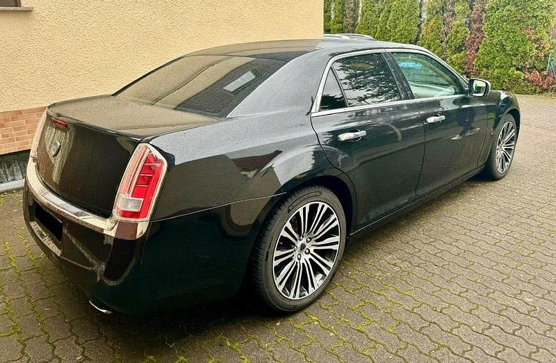 Gebraucht Lancia Thema 239 PS (175 kW) 2013 Schwarz Limousine