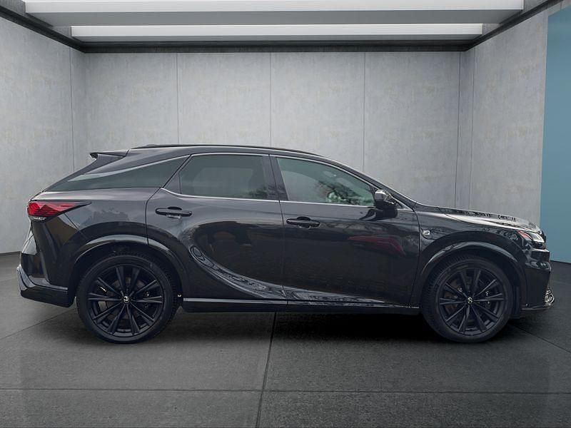 Gebraucht Lexus RX500h 371 PS (272 kW) 2023 Schwarz SUV