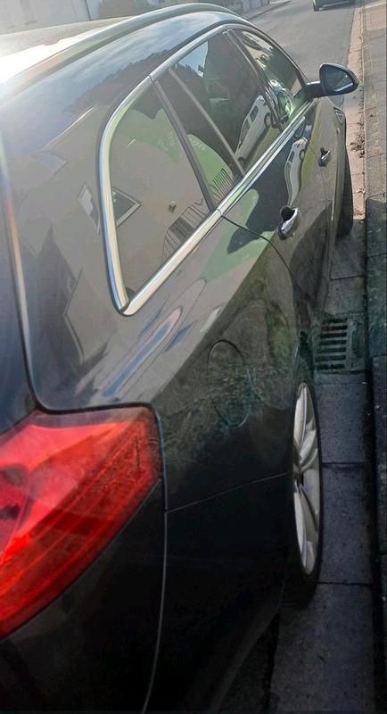 Gebraucht Opel Insignia 160 PS (117 kW) 2009 Blau Kombi