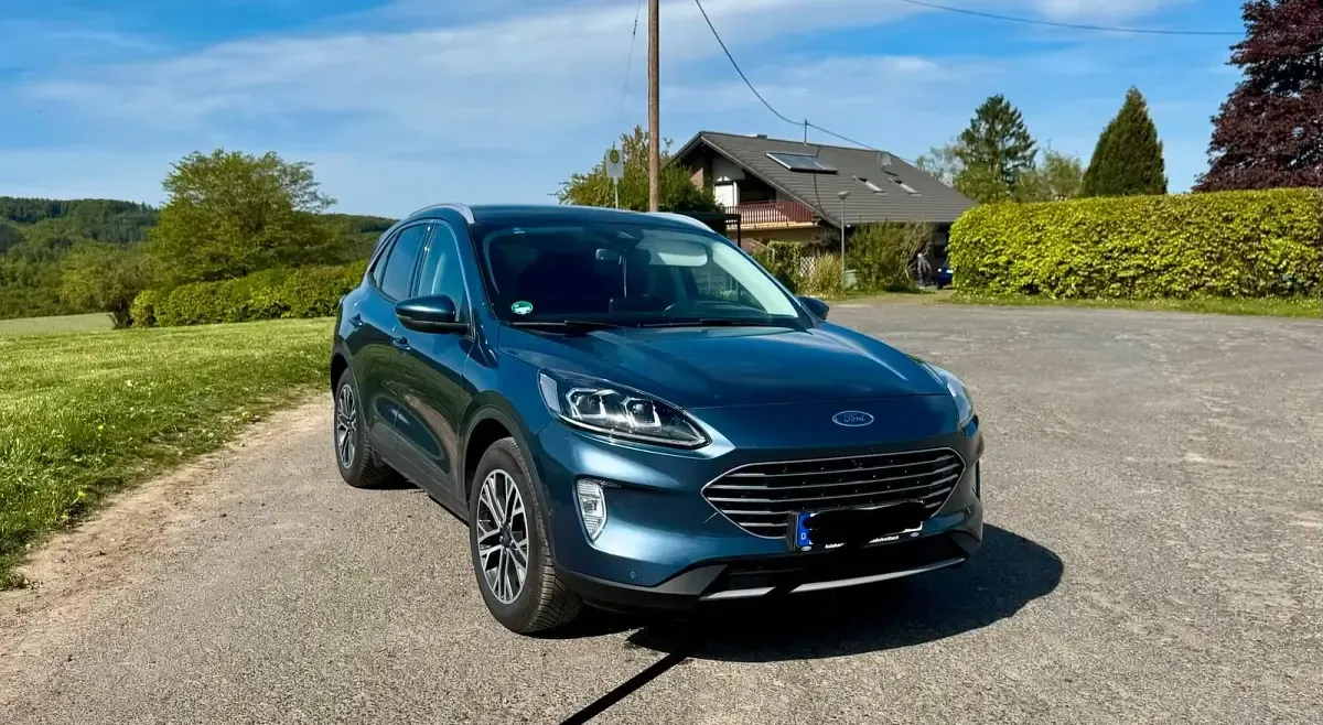 Używany Ford Kuga Titanium X 150 KM (110 kW) 2020 Niebieski SUV