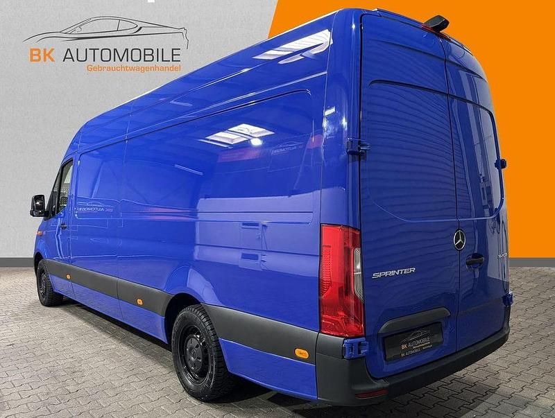 Gebraucht Mercedes Sprinter 143 PS (105 kW) 2018 Blau Van