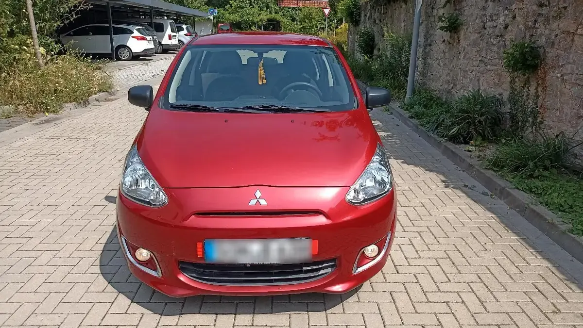 Gebraucht Mitsubishi Space Star 71 PS (52 kW) 2015 Rot Kleinwagen