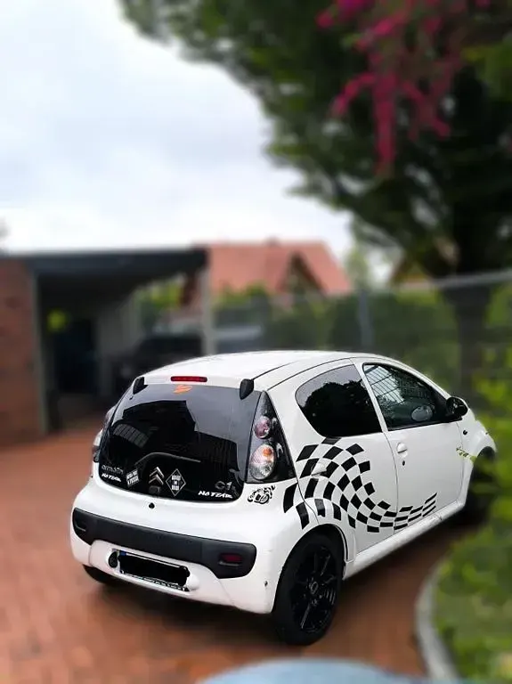 Gebraucht Citroën C1 Style 68 PS (50 kW) 2011 Weiß Kleinwagen