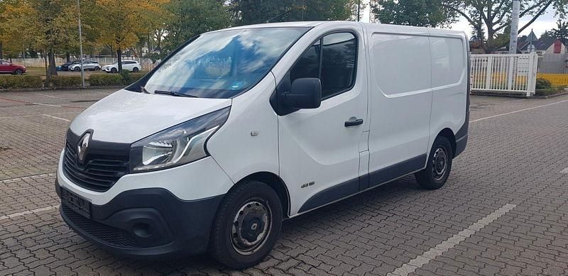 Weiß Gebraucht 2015 Renault Trafic Komfort Van | 7.399 € (Fairer Preis) - Bild 1/4