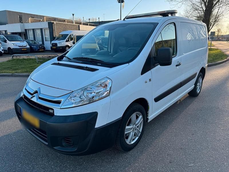 Second-hand Citroën Jumpy 128 CP (94 kW) 2016 Monovolum