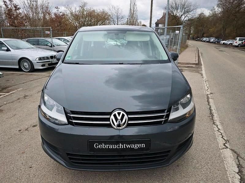 Gebraucht VW Sharan 140 PS (102 kW) 2011 Grau Van / Kleinbus