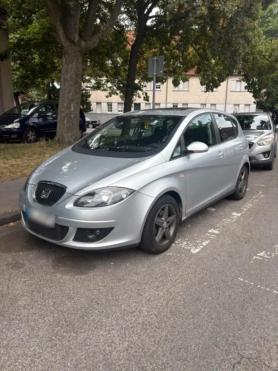 Gebraucht Seat Altea 140 PS (102 kW) 2004 Silber Van / Kleinbus