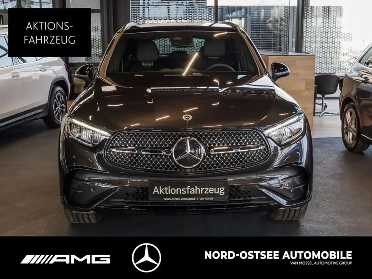Gebraucht Mercedes GLC200 AMG 163 PS (119 kW) 2026 Grau SUV
