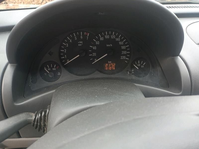 Gebraucht Opel Corsa 58 PS (42 kW) 2001 Grün Kleinwagen