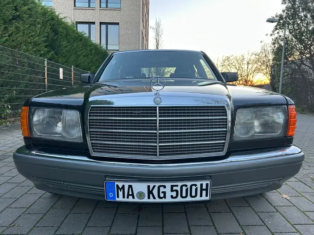 Gebraucht Mercedes S420 224 PS (164 kW) 1988 Schwarz Limousine