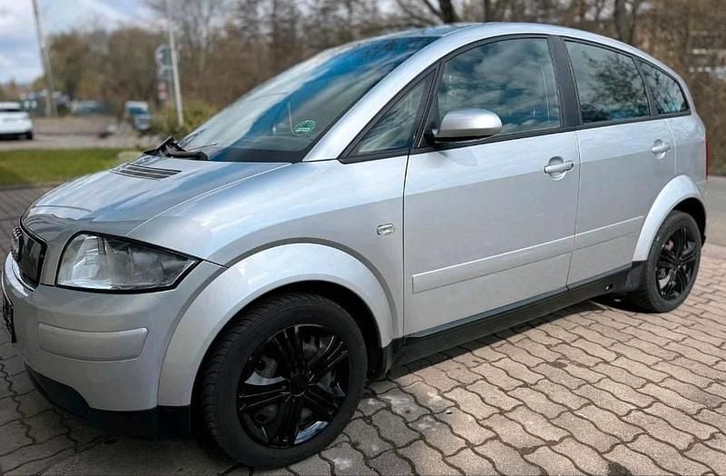 Usata Audi A2 75 CV (55 kW) 2000 Argento Utilitaria