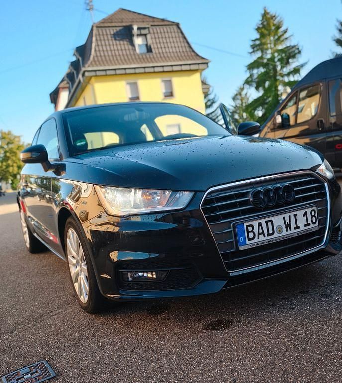 Schwarz Gebraucht 2016 Audi A1 Comfort Kleinwagen | 12.999 € (Fairer Preis) - Bild 1/4