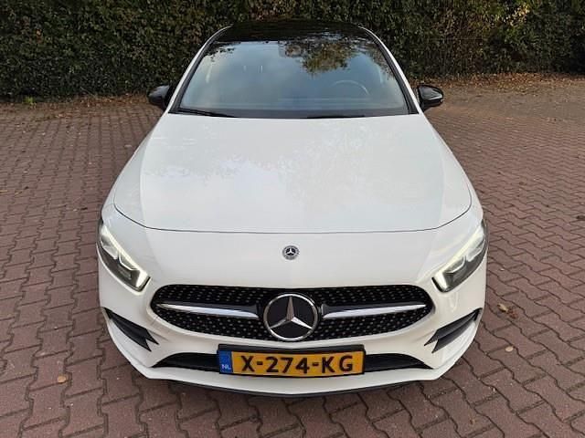 Gebraucht Mercedes A200 Business 163 PS (119 kW) 2019 Weiß Limousine