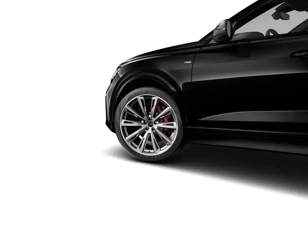 Gebraucht Audi Q8 Business 489 PS (359 kW) 2025 Mythosschwarz metallic SUV