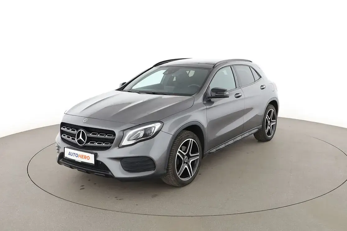 Gebraucht Mercedes GLA220 AMG line 184 PS (135 kW) 2020 SUV
