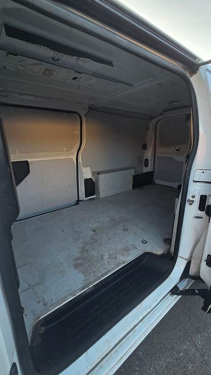 Gebraucht Citroën Jumpy 122 PS (89 kW) 2017 Weiß Van / Kleinbus