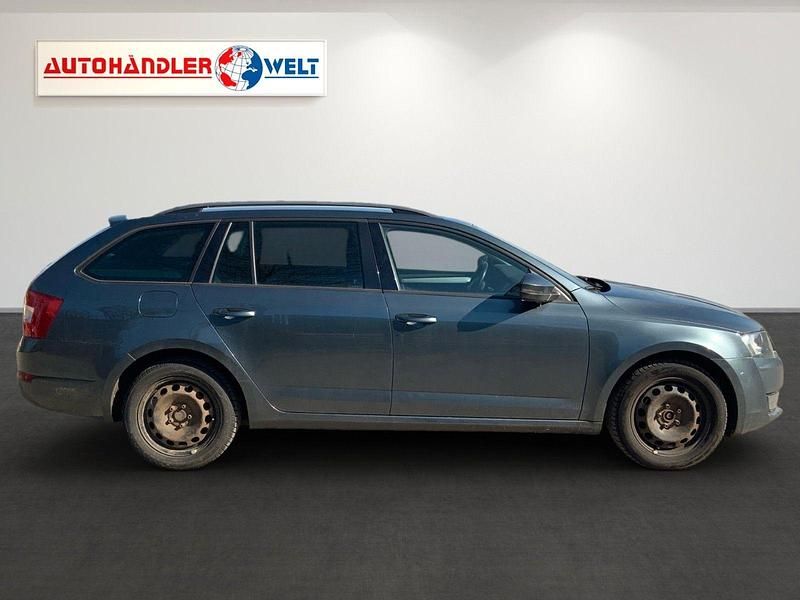 Gebraucht Skoda Octavia Ambition 110 PS (80 kW) 2017 Grau Kombi