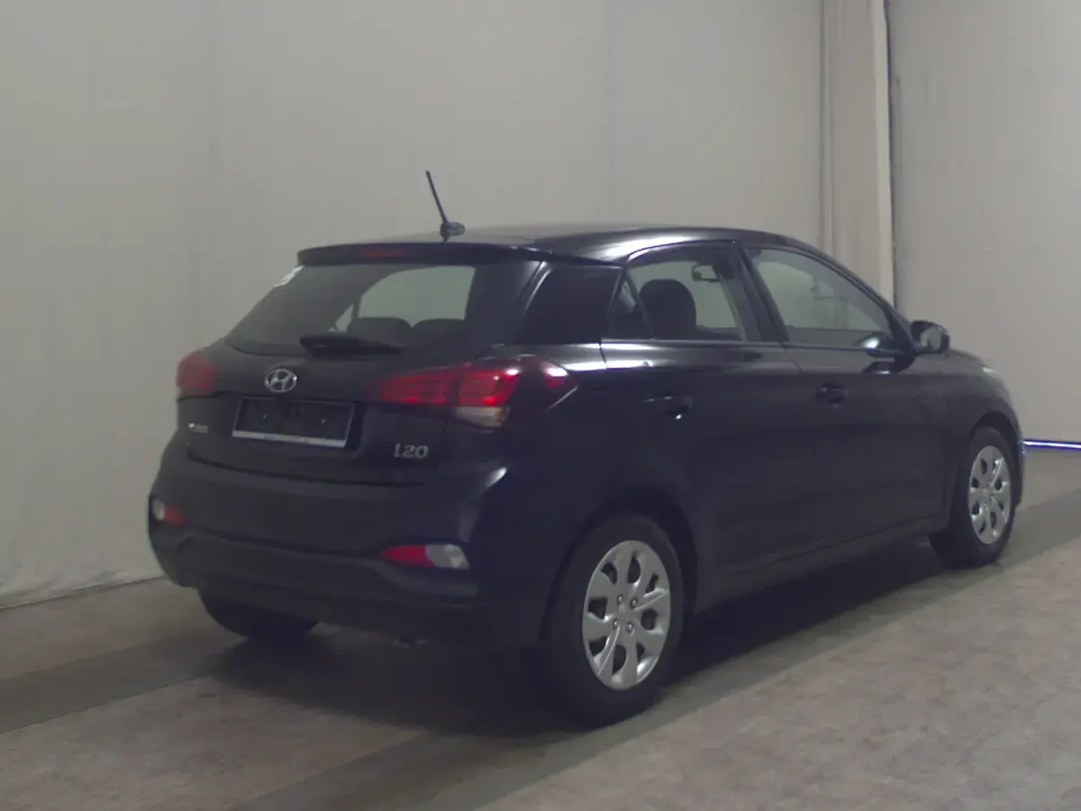 Gebraucht Hyundai i20 Trend 101 PS (74 kW) 2020 Schwarz Kleinwagen