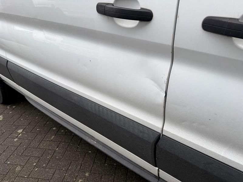 Gebraucht Ford Transit Trend 131 PS (96 kW) 2016 Weiß Van / Kleinbus