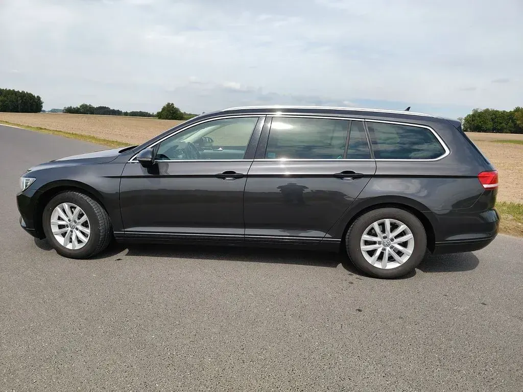 Usata VW Passat 150 CV (110 kW) 2018 Nero Station wagon