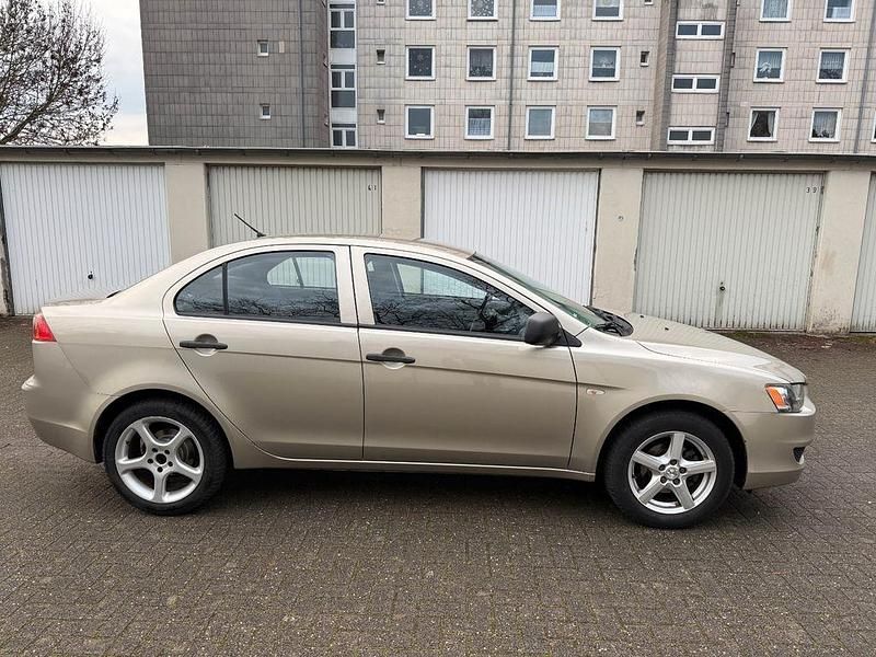 Gebraucht Mitsubishi Lancer 109 PS (80 kW) 2009 Limousine