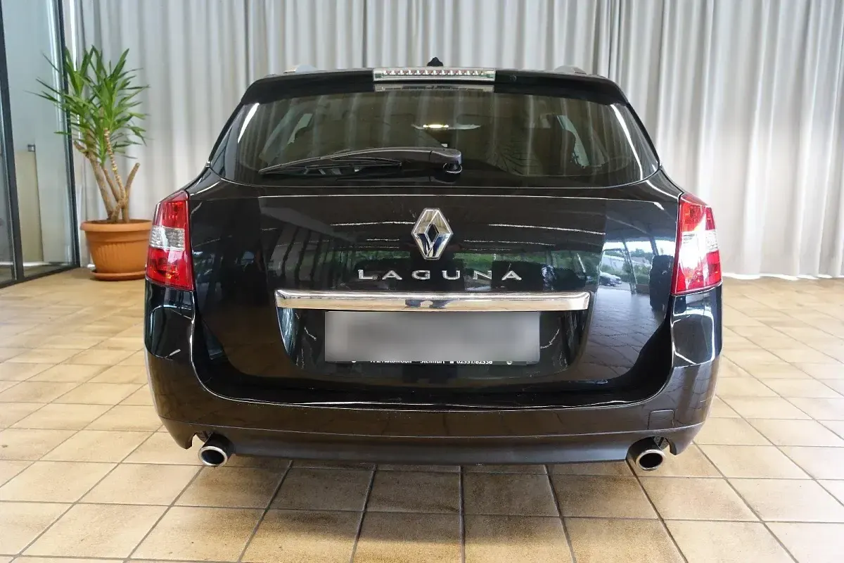 Gebraucht Renault Laguna III 150 PS (110 kW) 2008 Schwarz Kombi