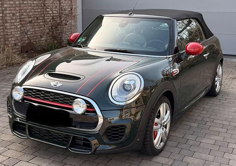 Gebraucht Mini John Cooper Works 231 PS (169 kW) 2017 Grün Kleinwagen