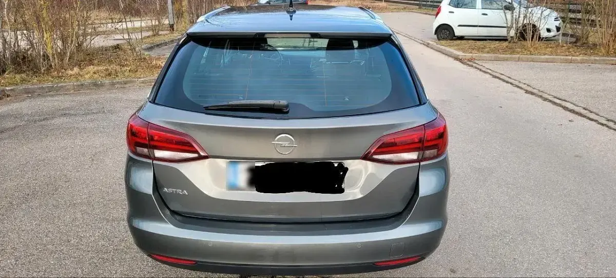 Gebraucht Opel Astra 136 PS (100 kW) 2019 Grau Kombi