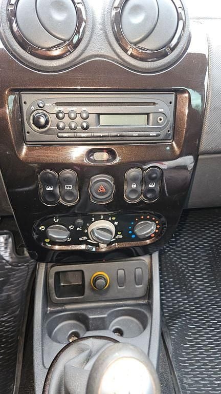 Gebraucht Dacia Duster 105 PS (77 kW) 2010 Braun SUV