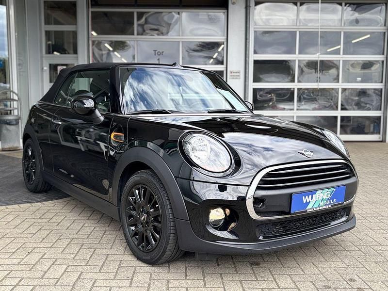 Gebraucht Mini One Cabriolet Pepper 102 PS (75 kW) 2019 Schwarz Cabrio